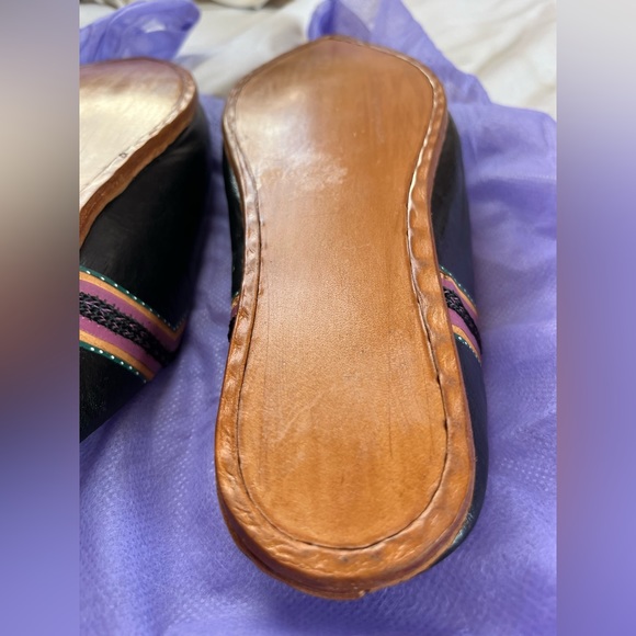Genuine Moroccan Slippers Never Worn - Picture 6 of 9